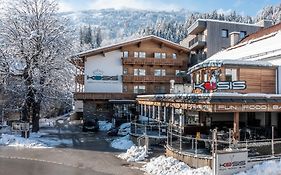 Kosis Sports Lifestyle Hotel
